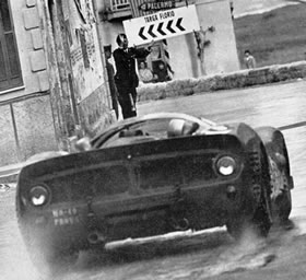 Targa Florio 1966: la Ferrari 330 P3 di Bandini-Vaccarella