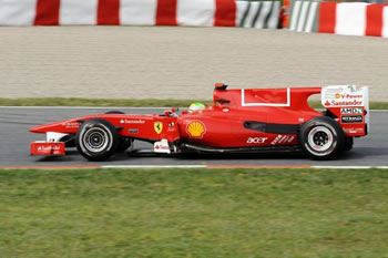 F10 con la pinna al GP si Spagna