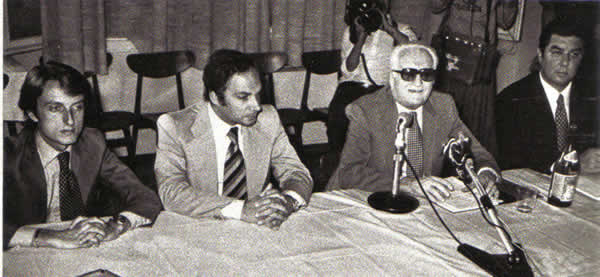 Luca di Montezemolo e Enzo Ferrari in conferenza stampa