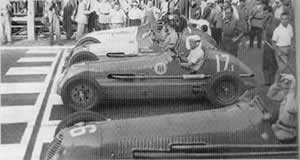 Galvez, Fangio, Villoresi e Farina alla partenza del Gran Premio Juan Domingo Peron
