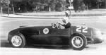 Il Conte Gabriele Besana con la Ferrari 166 SC durante le prove.