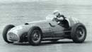 Froilan Gonzalez impegnato al gran Premio d'Inghilterra nel 1951