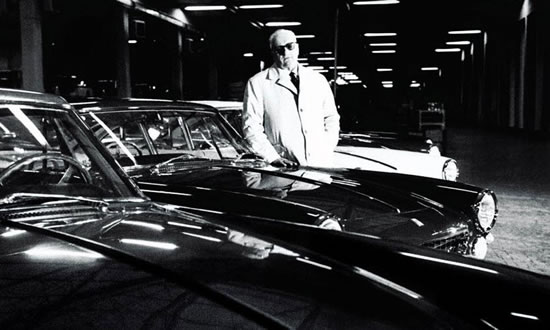 Enzo Ferrari con  le sue creature